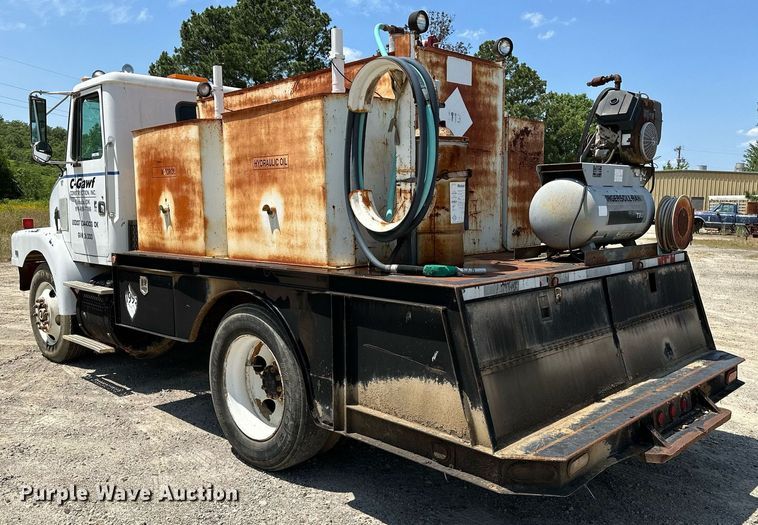 image for item OC9023 1995 White GMC WB  utility / service truck