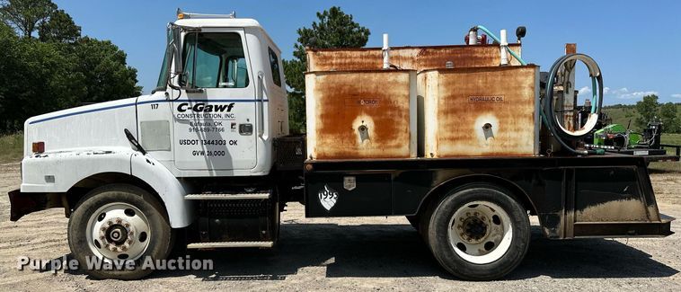 image for item OC9023 1995 White GMC WB  utility / service truck