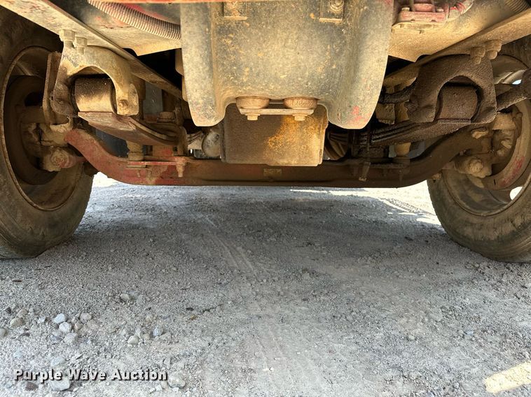 image for item OC9023 1995 White GMC WB  utility / service truck