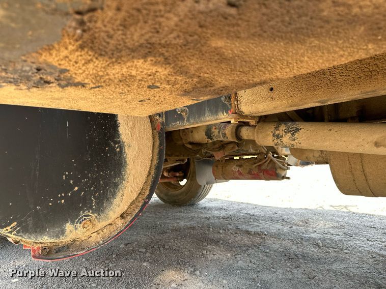 image for item OC9023 1995 White GMC WB  utility / service truck