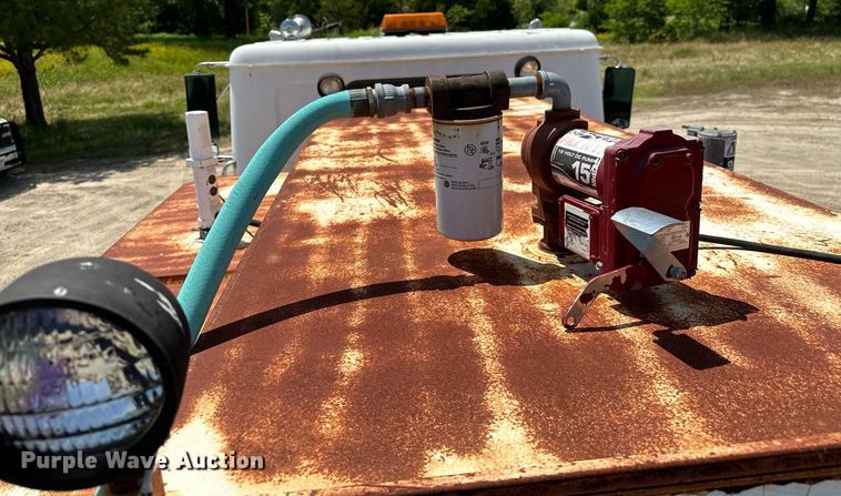 image for item OC9023 1995 White GMC WB  utility / service truck