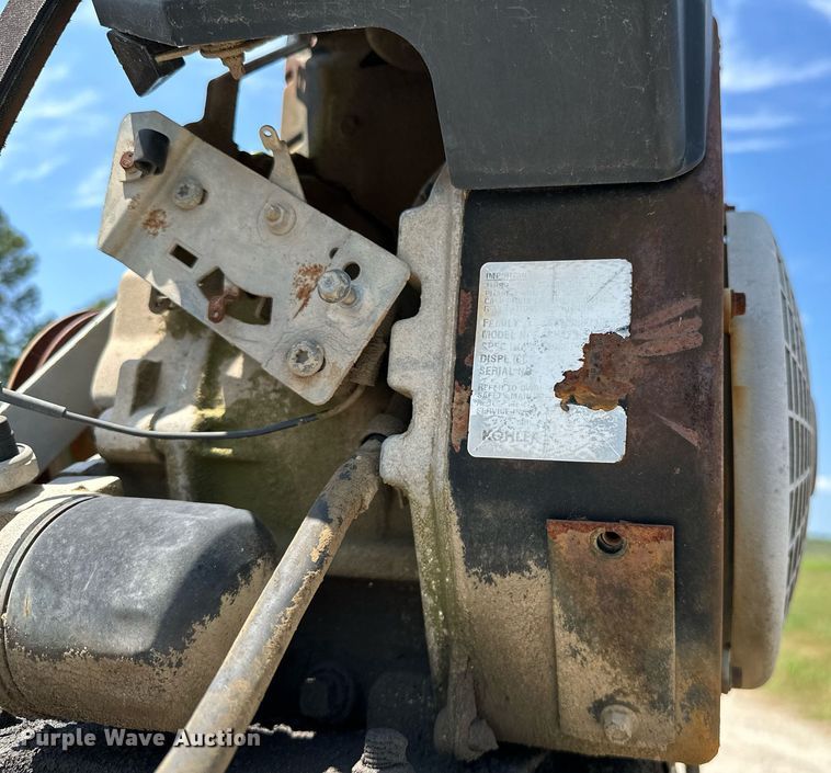 image for item OC9023 1995 White GMC WB  utility / service truck