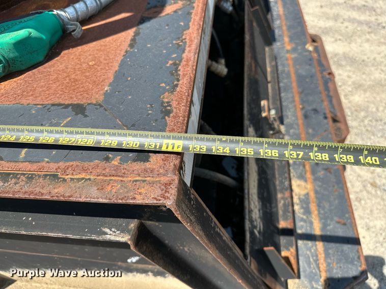 image for item OC9023 1995 White GMC WB  utility / service truck