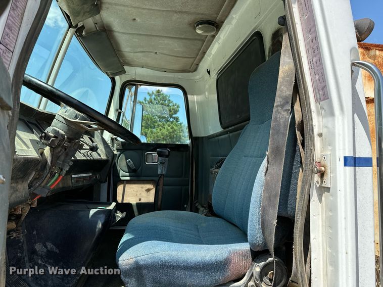 image for item OC9023 1995 White GMC WB  utility / service truck