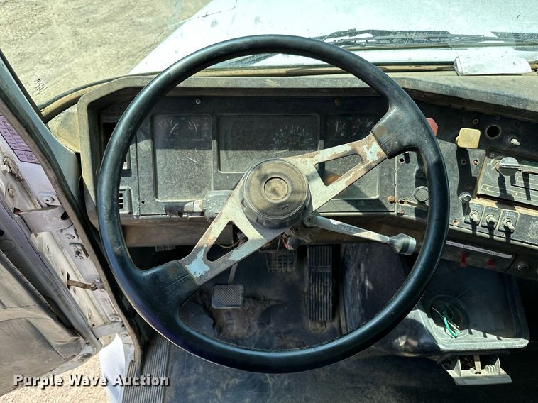 image for item OC9023 1995 White GMC WB  utility / service truck