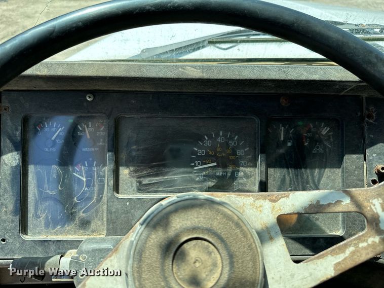 image for item OC9023 1995 White GMC WB  utility / service truck