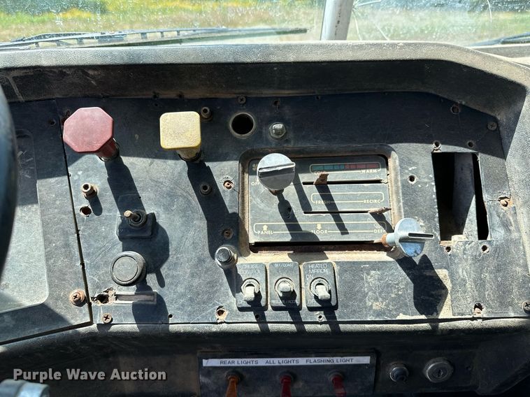 image for item OC9023 1995 White GMC WB  utility / service truck