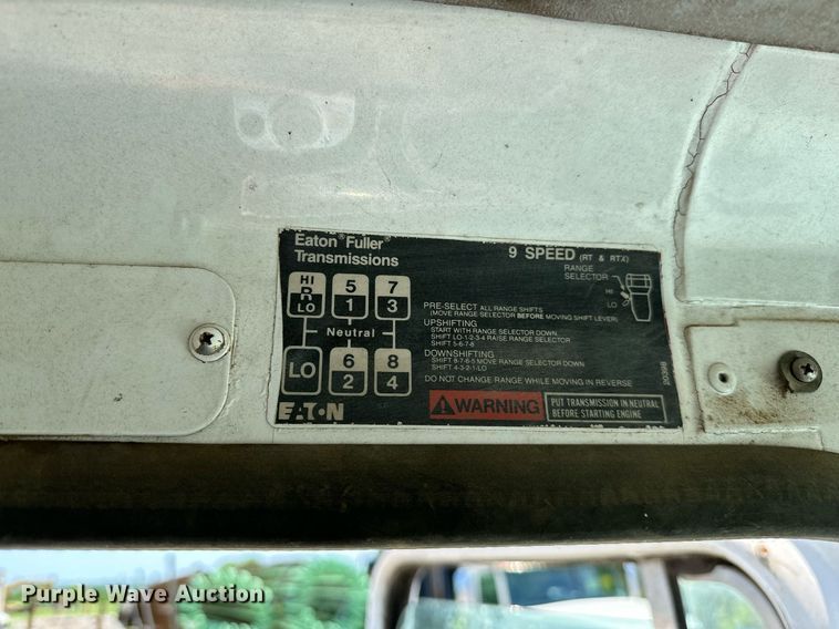 image for item OC9023 1995 White GMC WB  utility / service truck