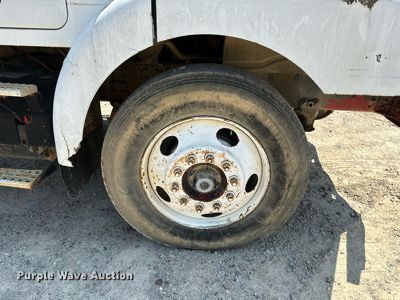 image for item OC9023 1995 White GMC WB  utility / service truck