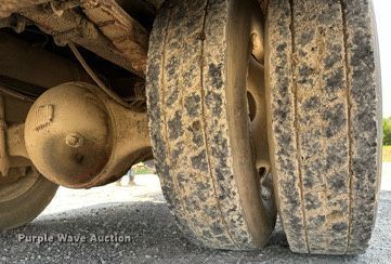 image for item OC9023 1995 White GMC WB  utility / service truck