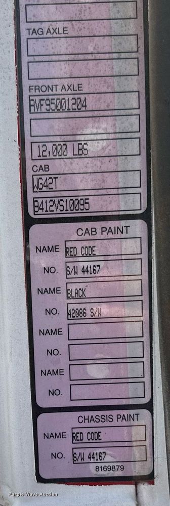 image for item OC9023 1995 White GMC WB  utility / service truck