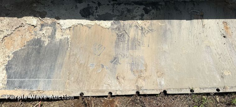 image for item OC9024 2006 Bobcat S300  skid steer loader