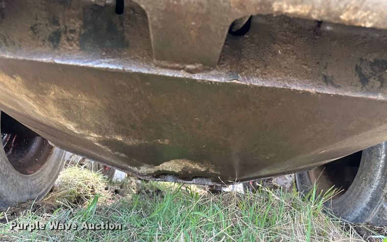 image for item OC9024 2006 Bobcat S300  skid steer loader