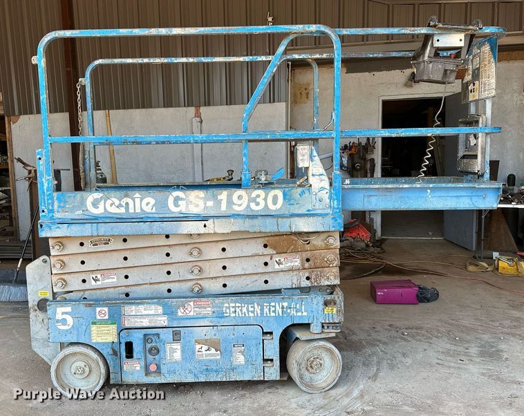 image for item OC9029 Genie GS-1930  scissor lift