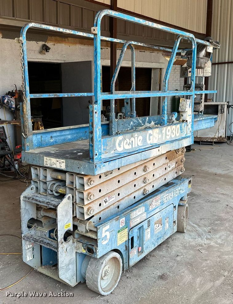 image for item OC9029 Genie GS-1930  scissor lift