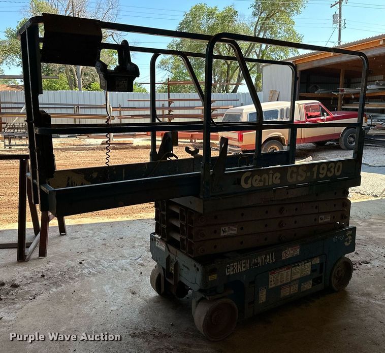 image for item OC9029 Genie GS-1930  scissor lift