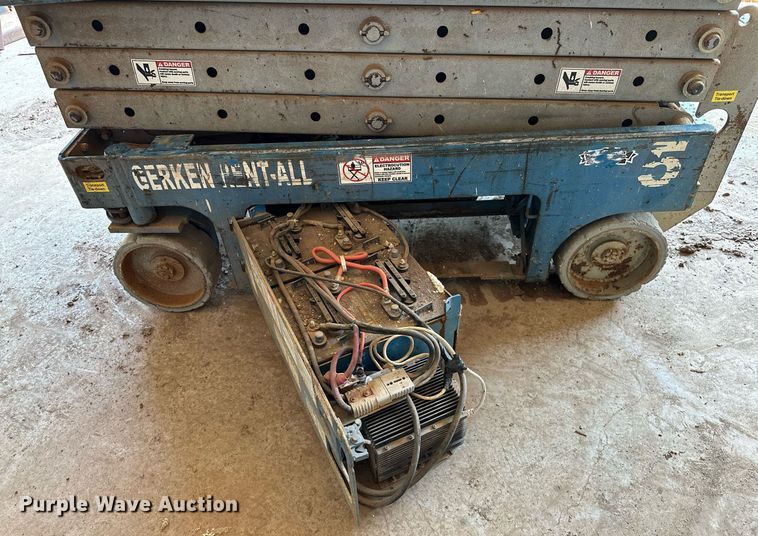 image for item OC9029 Genie GS-1930  scissor lift