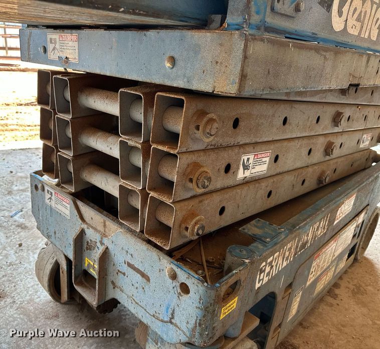 image for item OC9029 Genie GS-1930  scissor lift