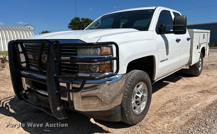 image for item OC9031 2015 Chevrolet Silverado 2500HD  Double Cab utility bed pickup truck