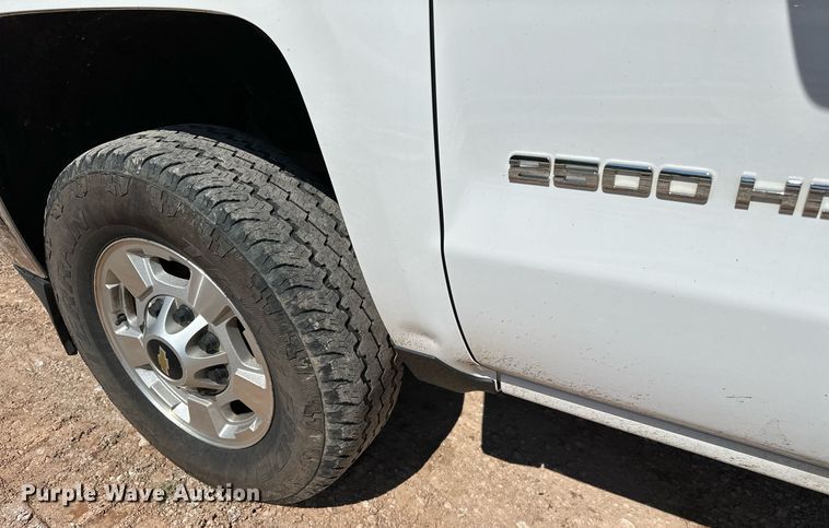 image for item OC9031 2015 Chevrolet Silverado 2500HD  Double Cab utility bed pickup truck