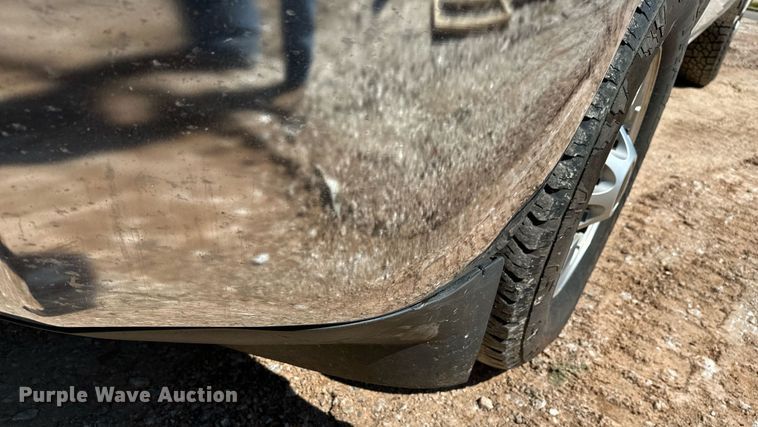 image for item OC9031 2015 Chevrolet Silverado 2500HD  Double Cab utility bed pickup truck