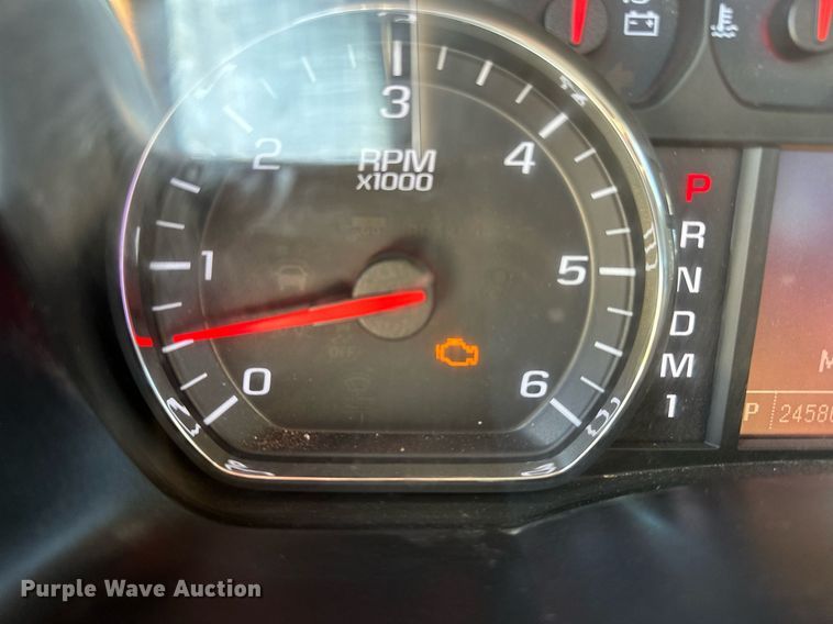 image for item OC9031 2015 Chevrolet Silverado 2500HD  Double Cab utility bed pickup truck