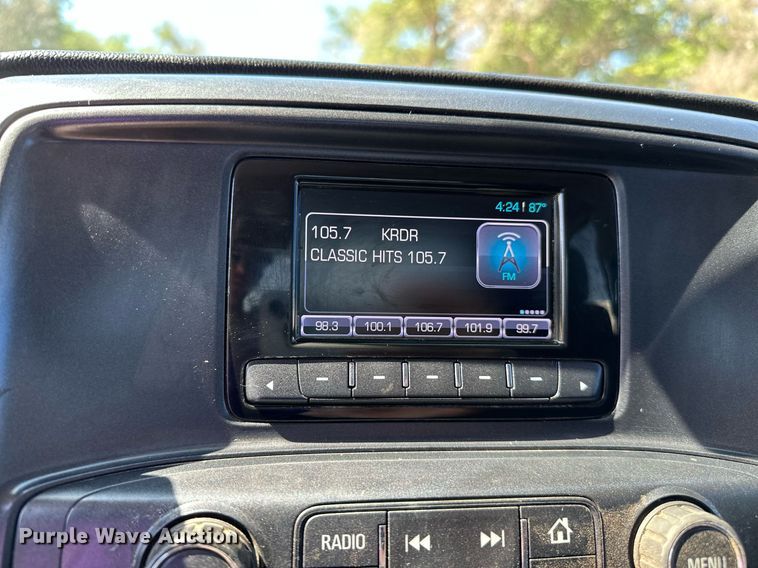 image for item OC9031 2015 Chevrolet Silverado 2500HD  Double Cab utility bed pickup truck