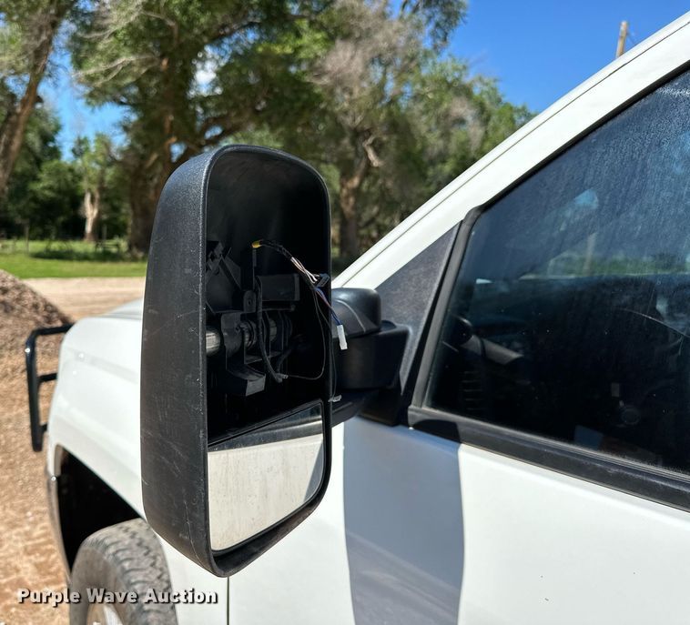 image for item OC9031 2015 Chevrolet Silverado 2500HD  Double Cab utility bed pickup truck