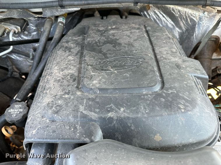 image for item OC9031 2015 Chevrolet Silverado 2500HD  Double Cab utility bed pickup truck