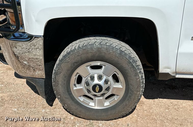 image for item OC9031 2015 Chevrolet Silverado 2500HD  Double Cab utility bed pickup truck