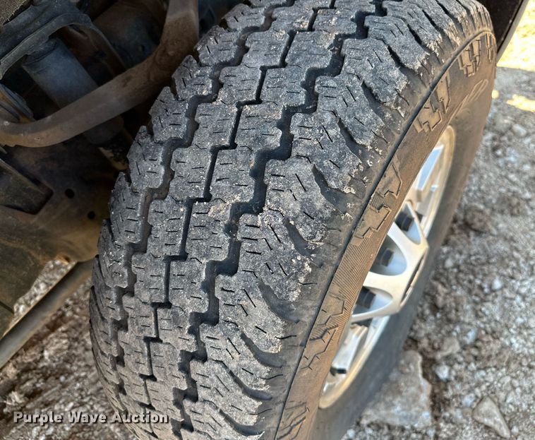 image for item OC9031 2015 Chevrolet Silverado 2500HD  Double Cab utility bed pickup truck