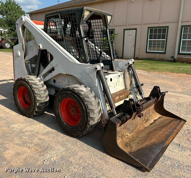 image for item OC9047 2001 Bobcat 873  skid steer loader