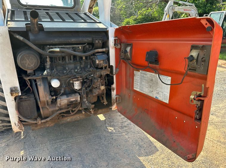 image for item OC9047 2001 Bobcat 873  skid steer loader