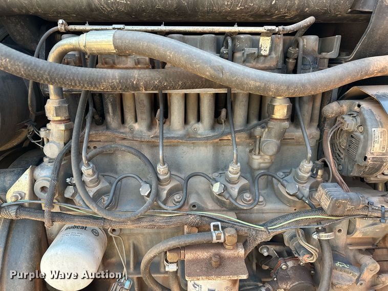 image for item OC9047 2001 Bobcat 873  skid steer loader