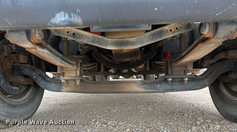 image for item OC9066 1998 GMC C7500  flatbed truck