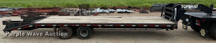 image for item OC9067 2004 Top Hat  equipment trailer