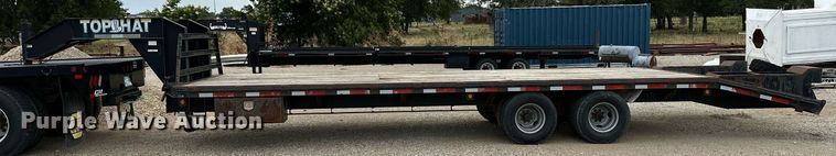 image for item OC9067 2004 Top Hat  equipment trailer