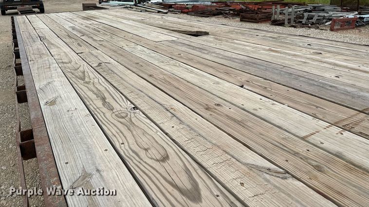 image for item OC9067 2004 Top Hat  equipment trailer