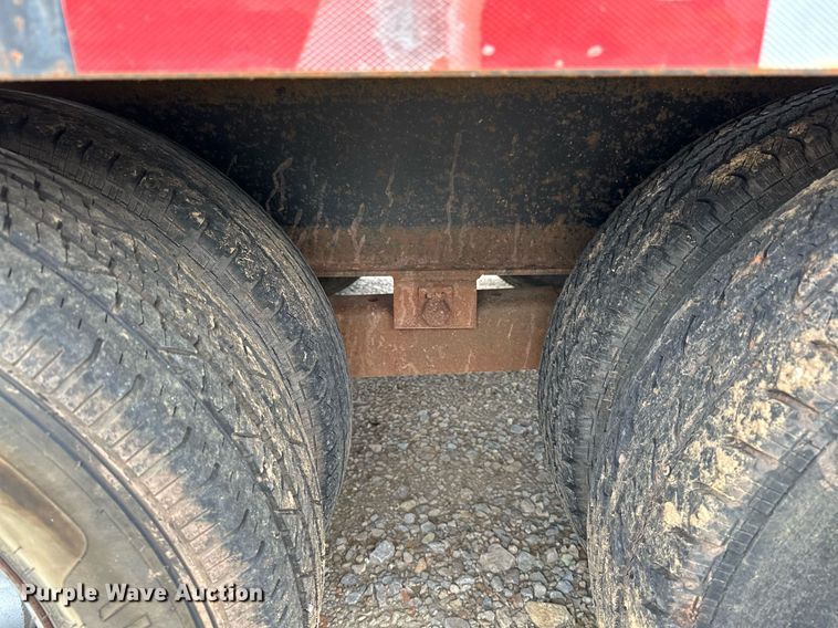 image for item OC9067 2004 Top Hat  equipment trailer