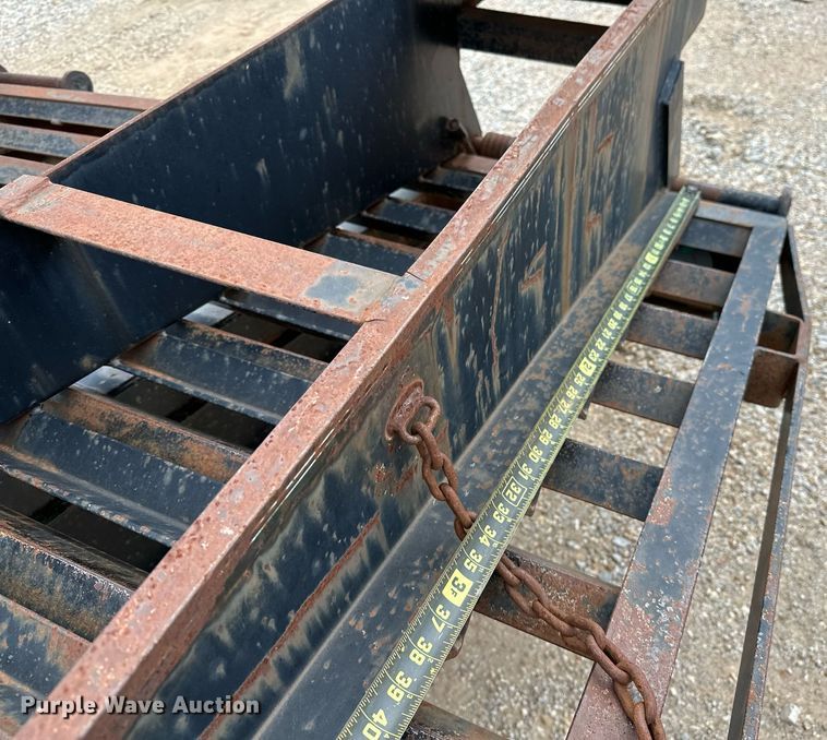 image for item OC9067 2004 Top Hat  equipment trailer