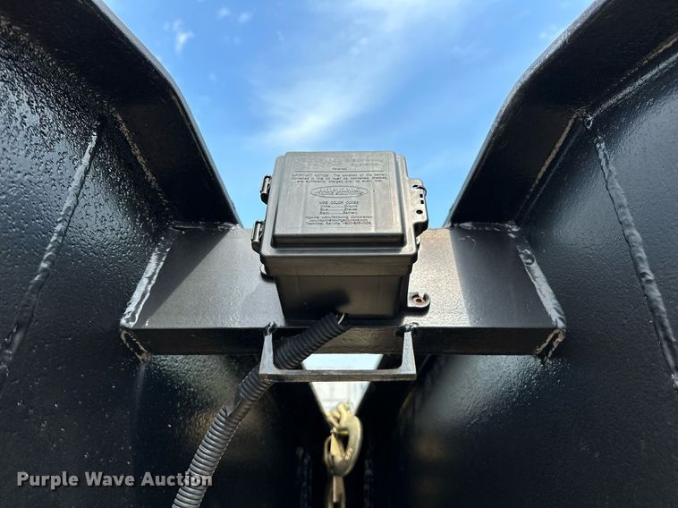 image for item OC9068 2016 Brute  tilt deck equipment trailer