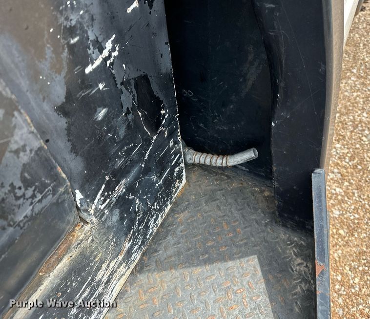 image for item OC9069 2008 Ford F450 Super Duty  SuperCab flatbed truck