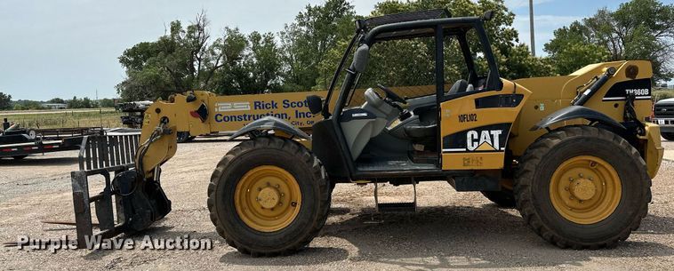 image for item OC9070 2004 Caterpillar TH360B  telehandler
