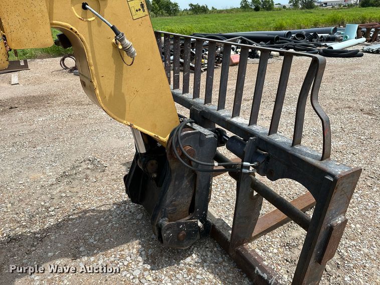 image for item OC9070 2004 Caterpillar TH360B  telehandler