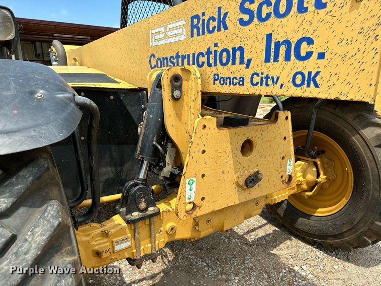 image for item OC9070 2004 Caterpillar TH360B  telehandler