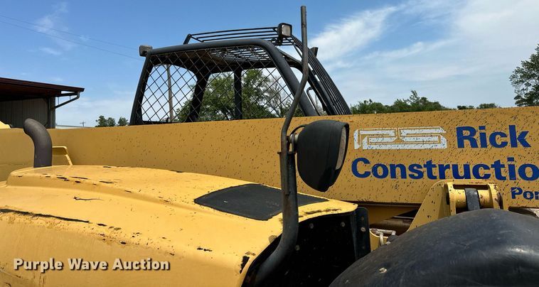 image for item OC9070 2004 Caterpillar TH360B  telehandler