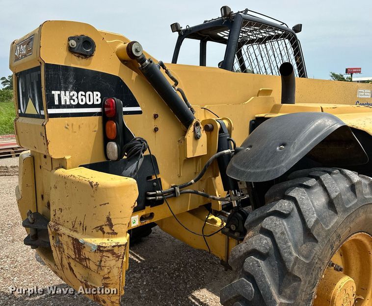 image for item OC9070 2004 Caterpillar TH360B  telehandler
