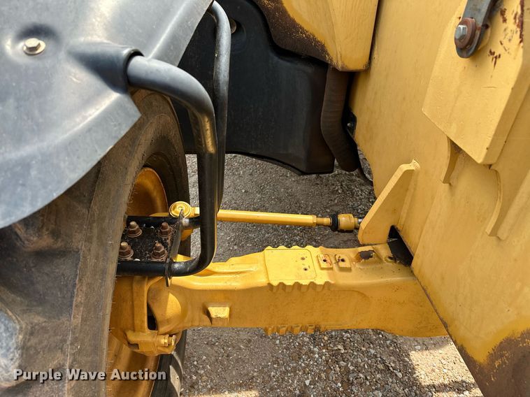 image for item OC9070 2004 Caterpillar TH360B  telehandler