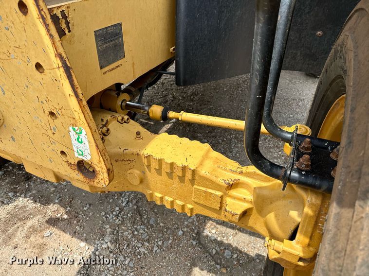 image for item OC9070 2004 Caterpillar TH360B  telehandler