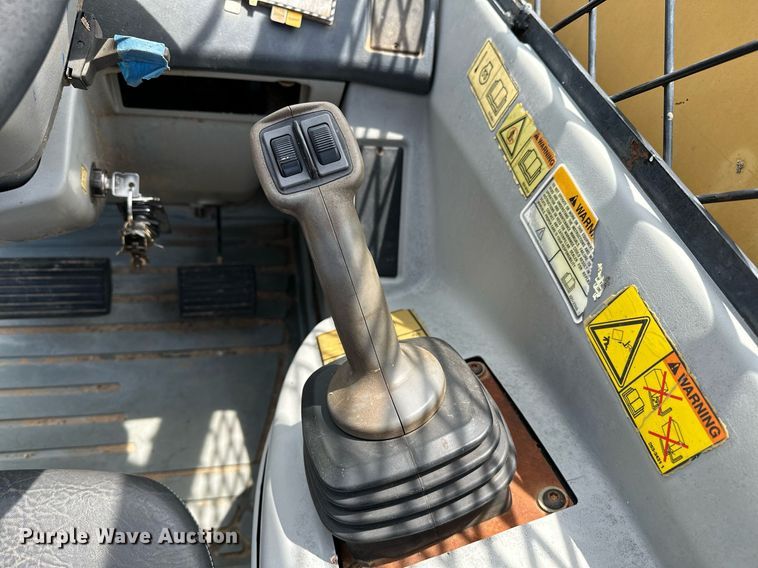 image for item OC9070 2004 Caterpillar TH360B  telehandler